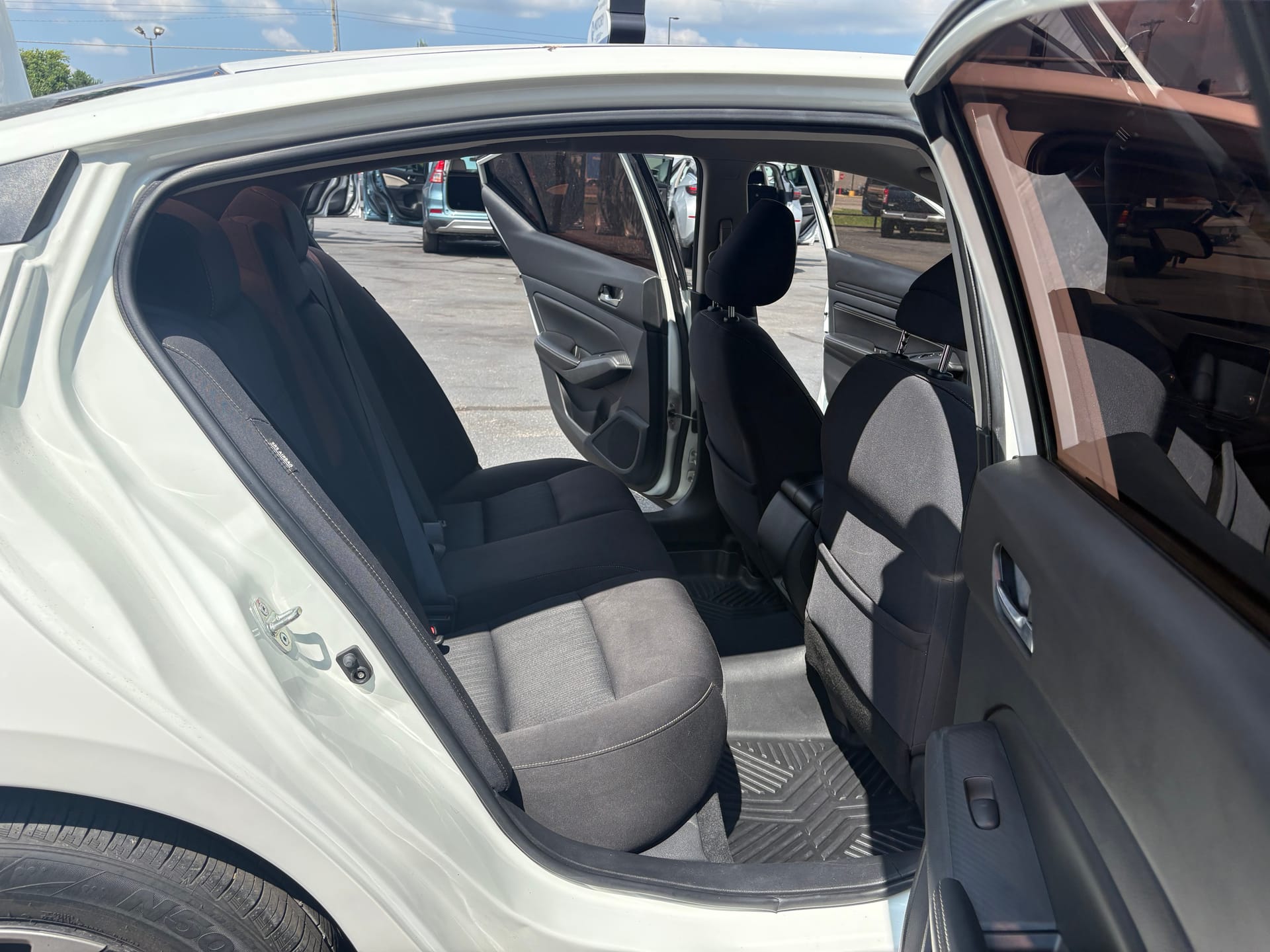 2020 NISSAN ALTIMA - Gallery Image