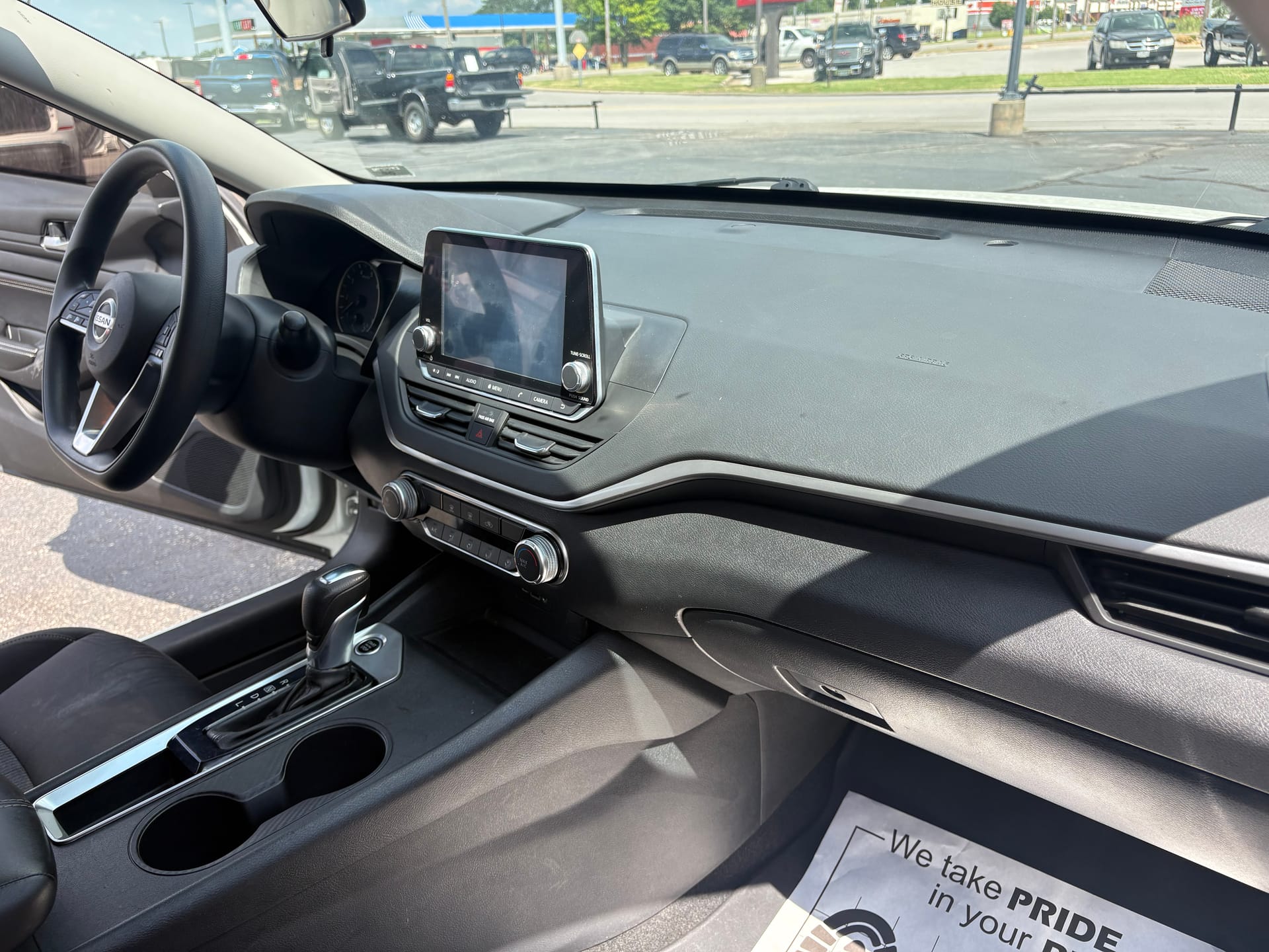 2020 NISSAN ALTIMA - Gallery Image