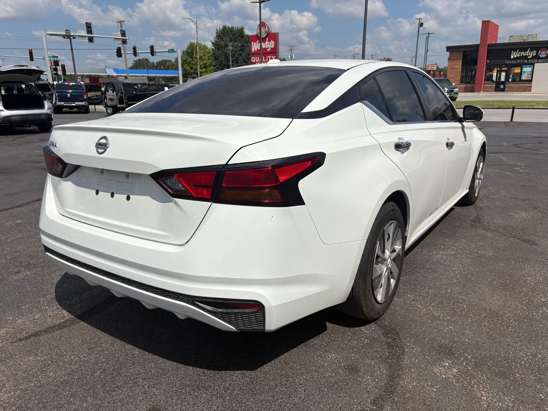2020 NISSAN ALTIMA - Gallery Image