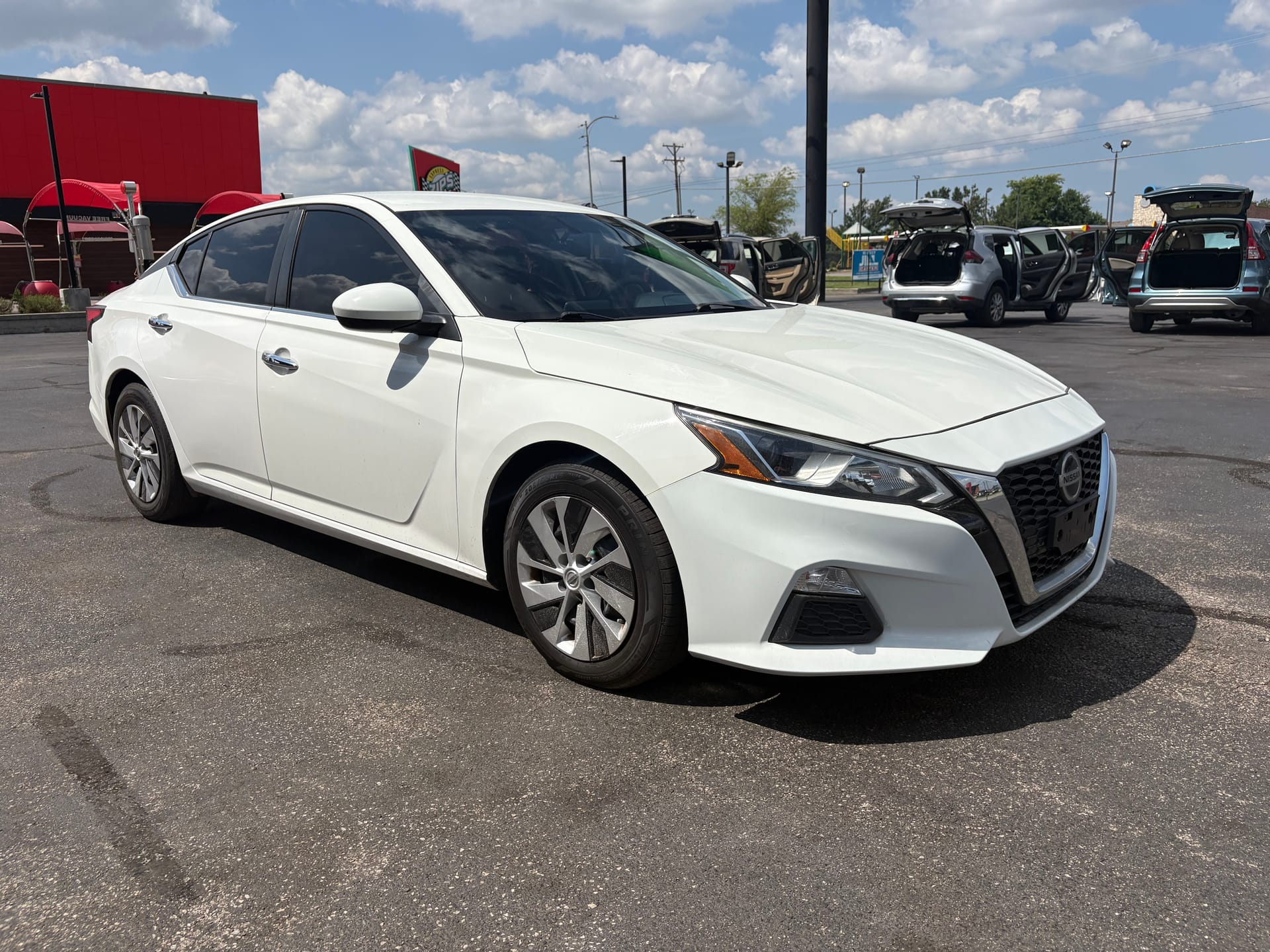2020 NISSAN ALTIMA - Gallery Image