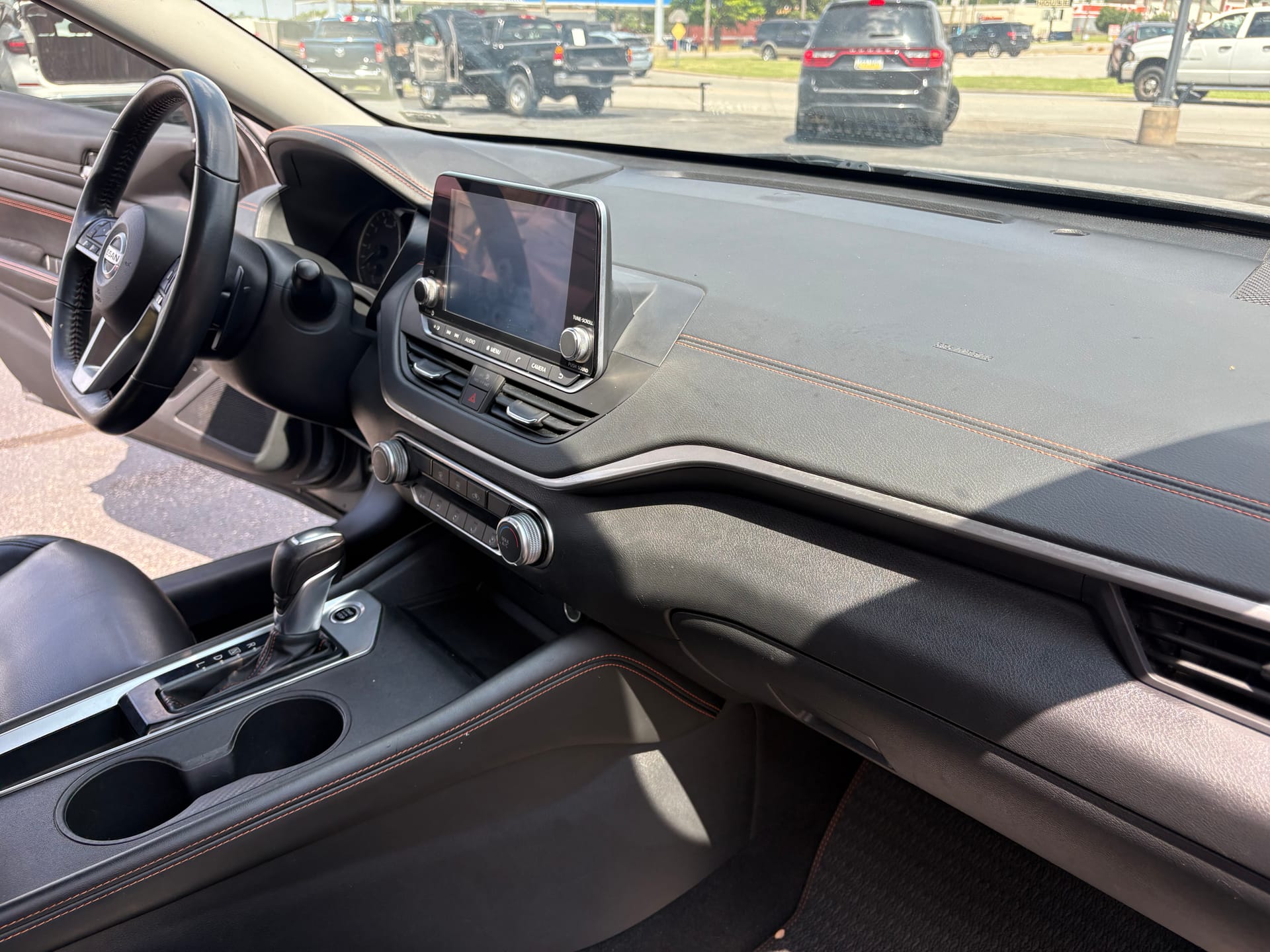 2022 NISSAN ALTIMA - Gallery Image