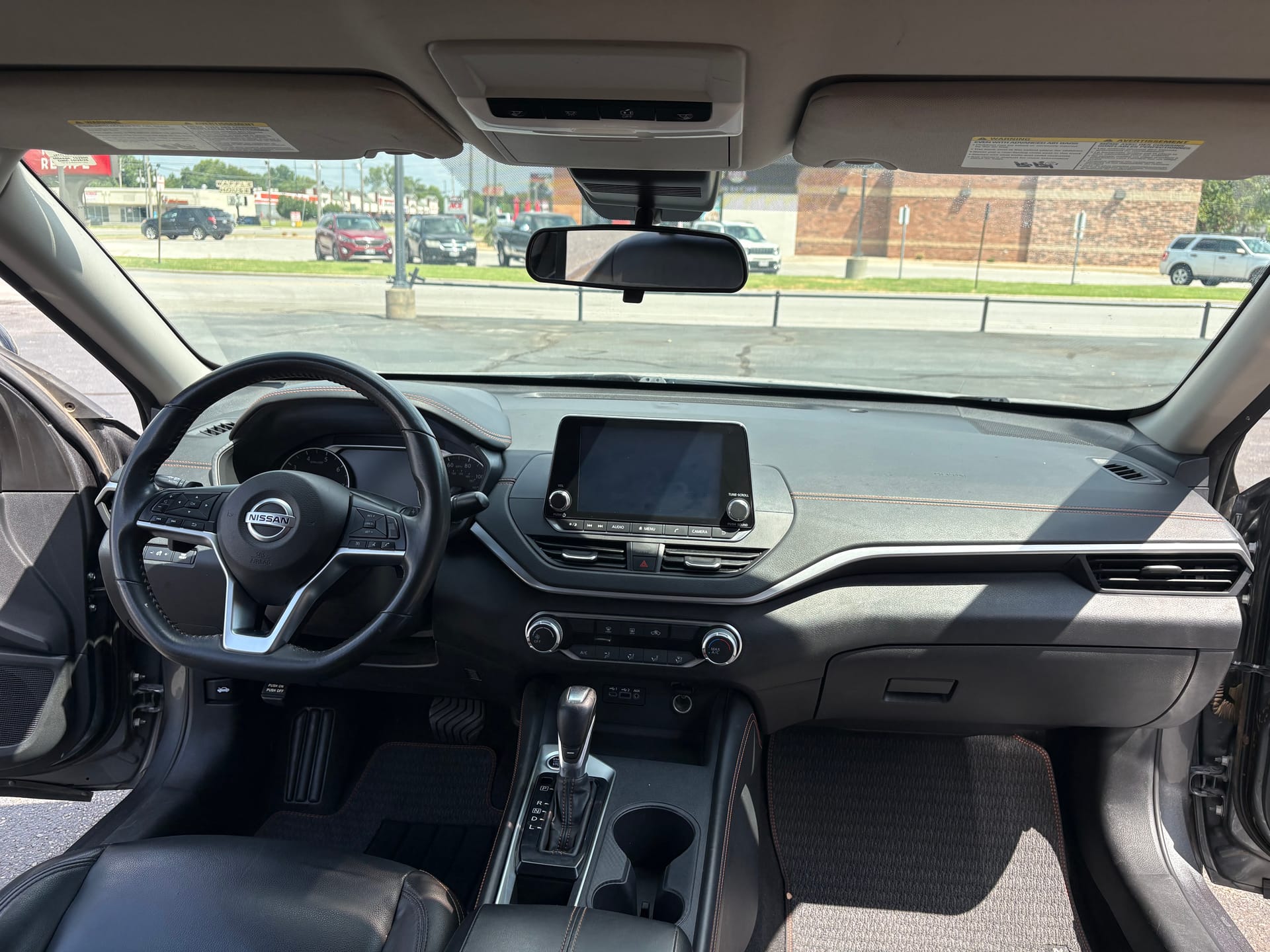 2022 NISSAN ALTIMA - Gallery Image