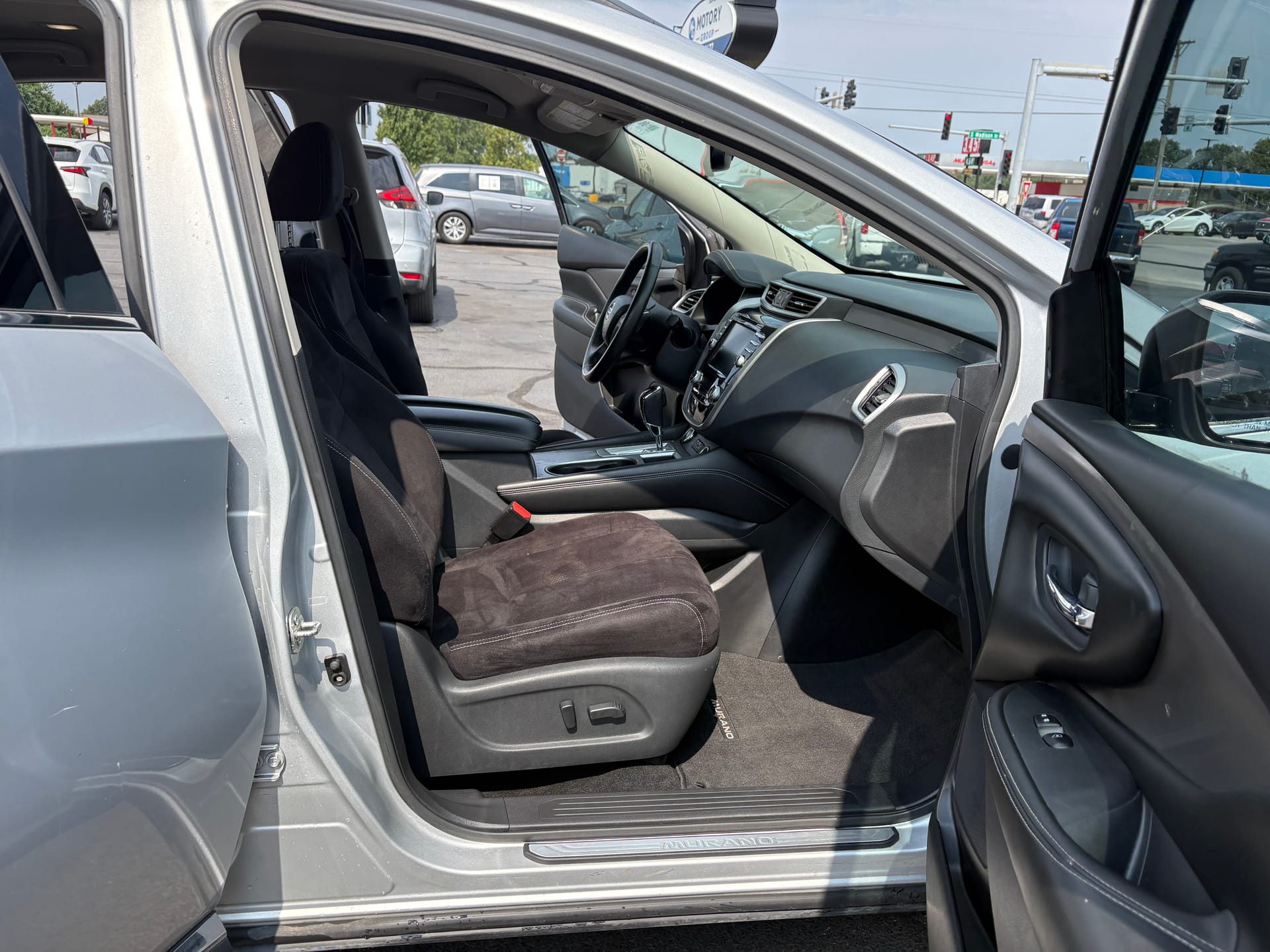 2020 NISSAN MURANO - Gallery Image