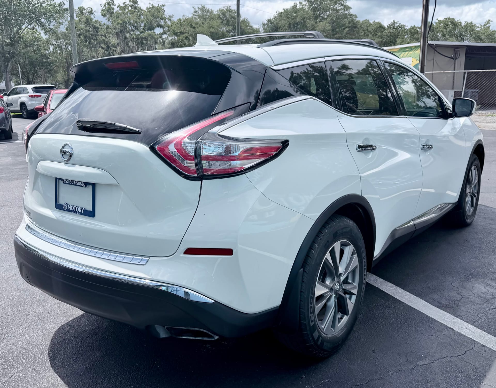 2017 NISSAN MURANO - Gallery Image
