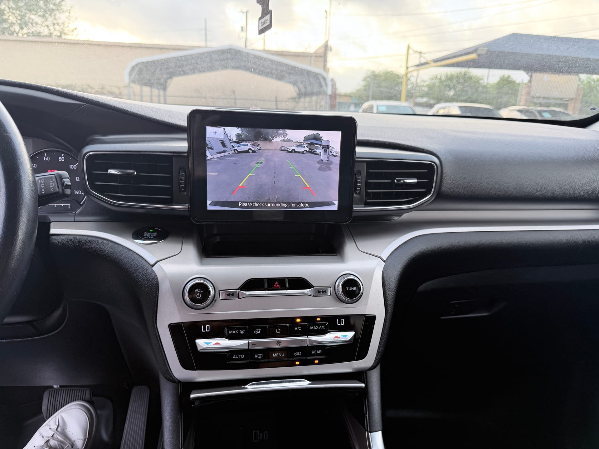 2020 FORD EXPLORER - Gallery Image