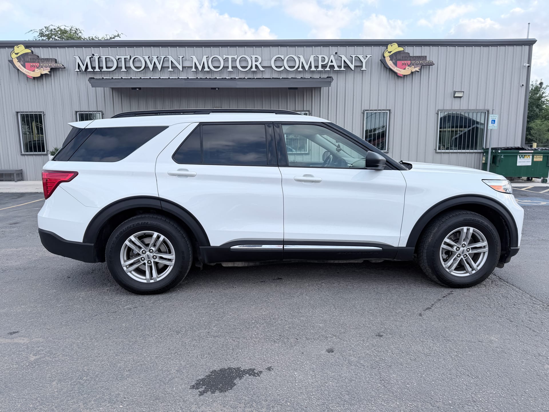 2020 FORD EXPLORER - Gallery Image