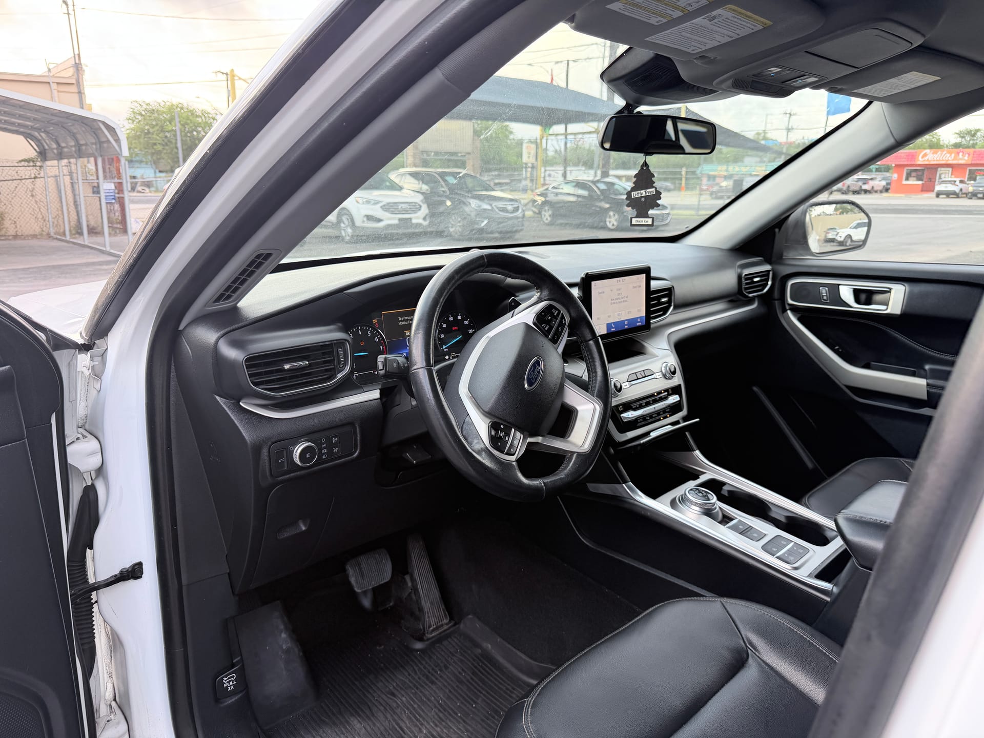 2020 FORD EXPLORER - Gallery Image