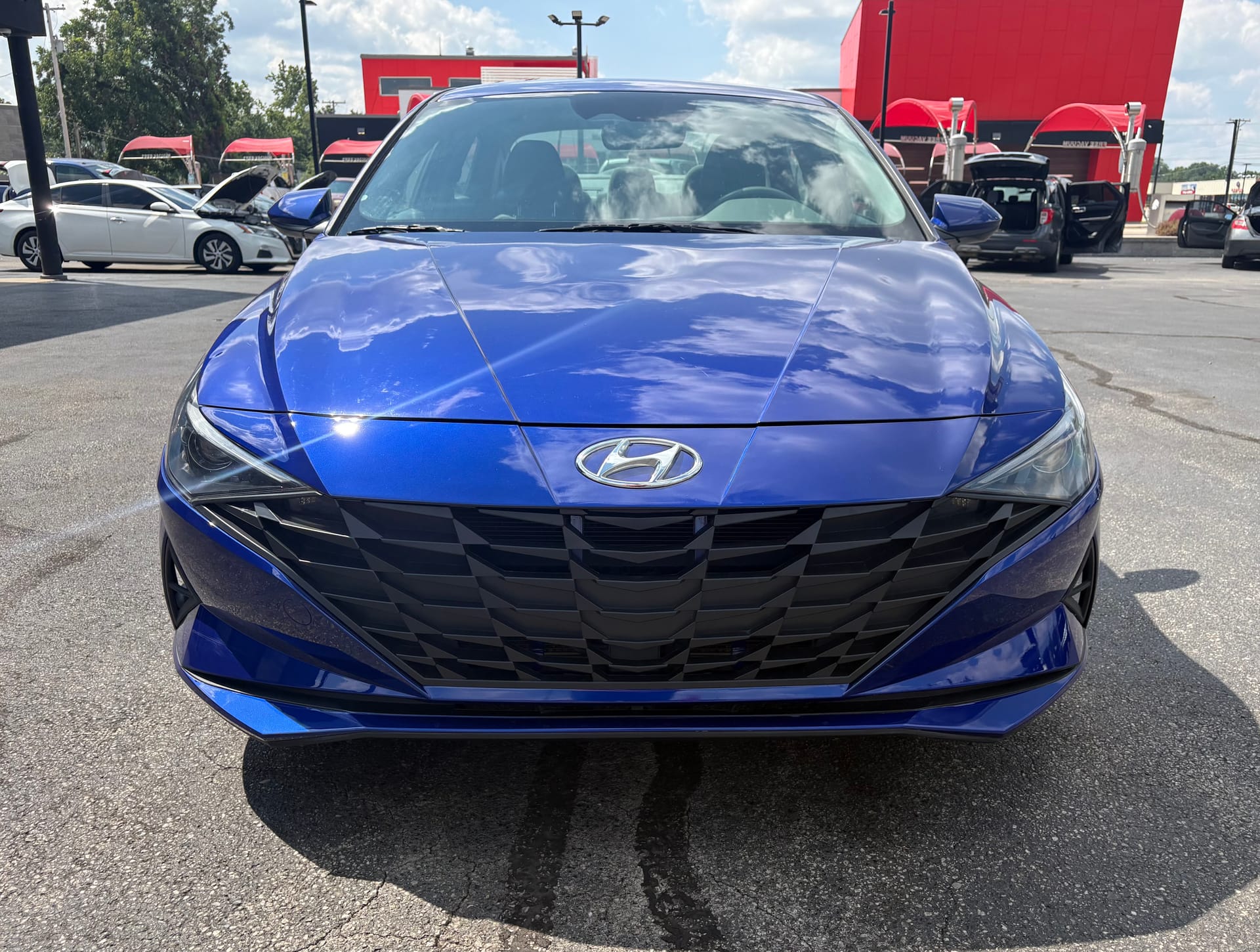 2023 HYUNDAI ELANTRA - Gallery Image