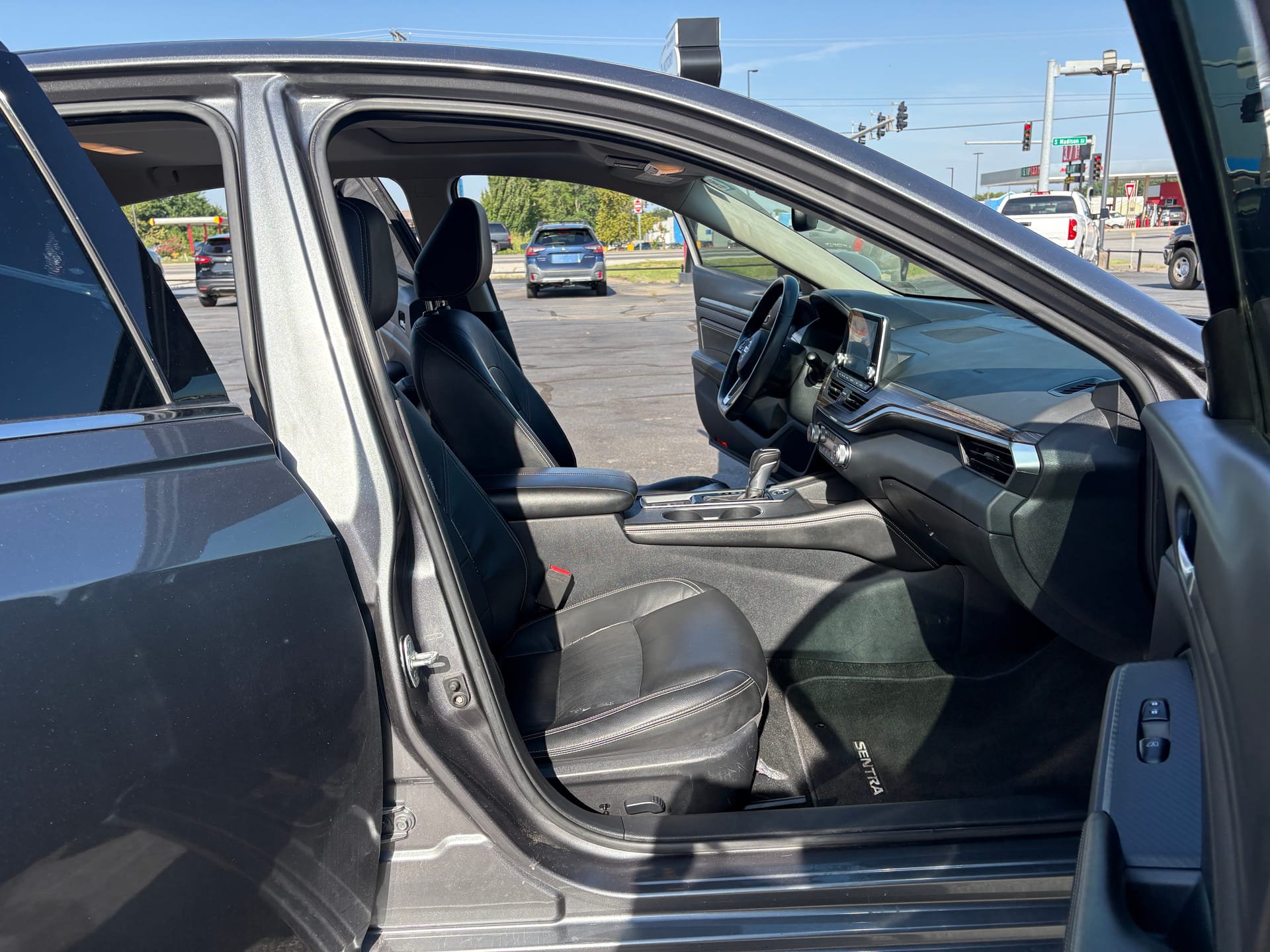 2019 NISSAN ALTIMA - Gallery Image