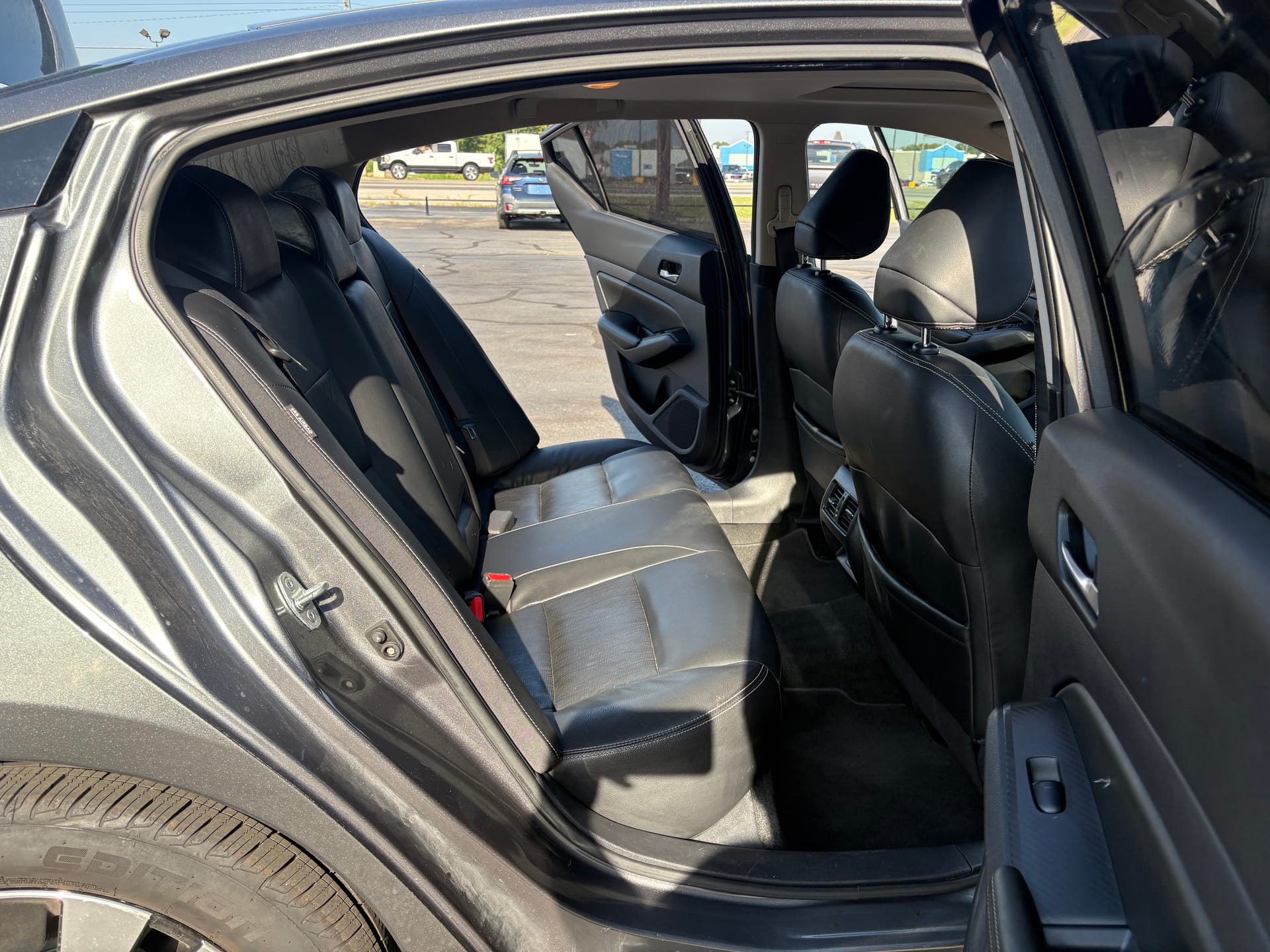 2019 NISSAN ALTIMA - Gallery Image