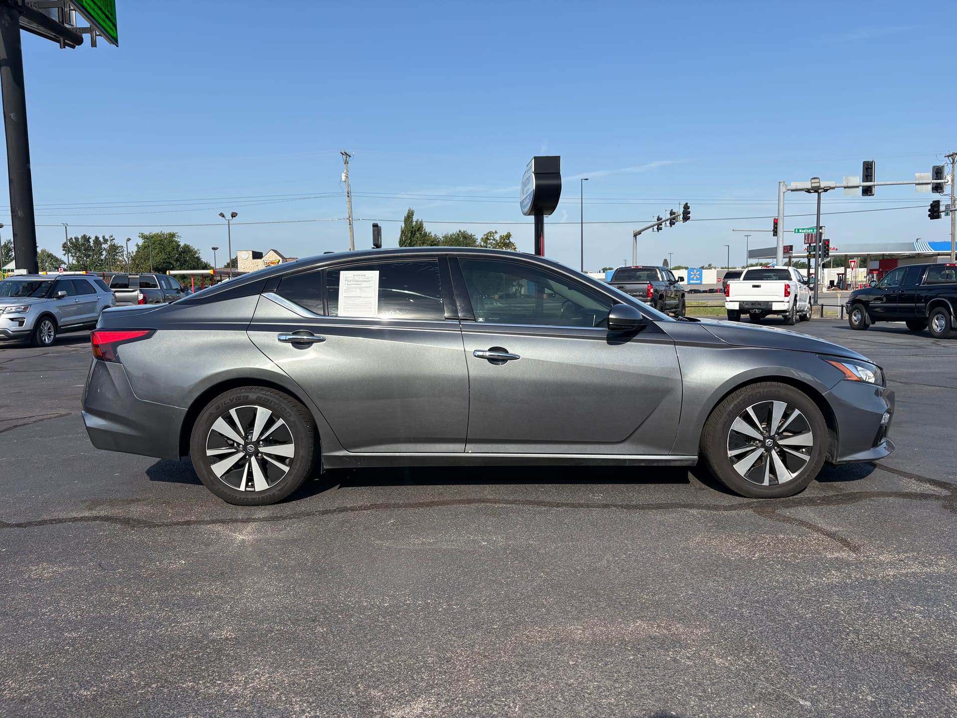 2019 NISSAN ALTIMA - Gallery Image