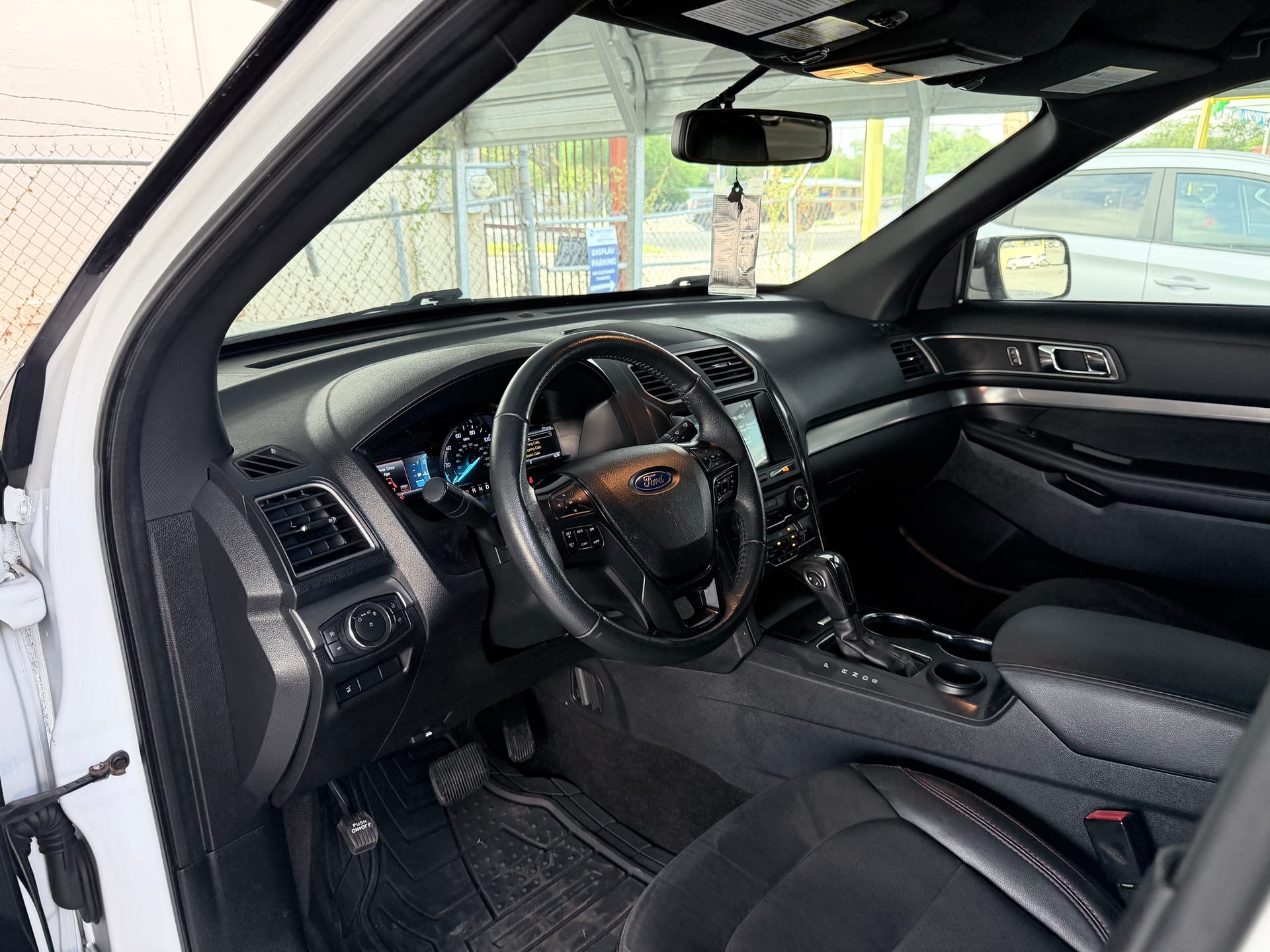 2018 FORD EXPLORER - Gallery Image