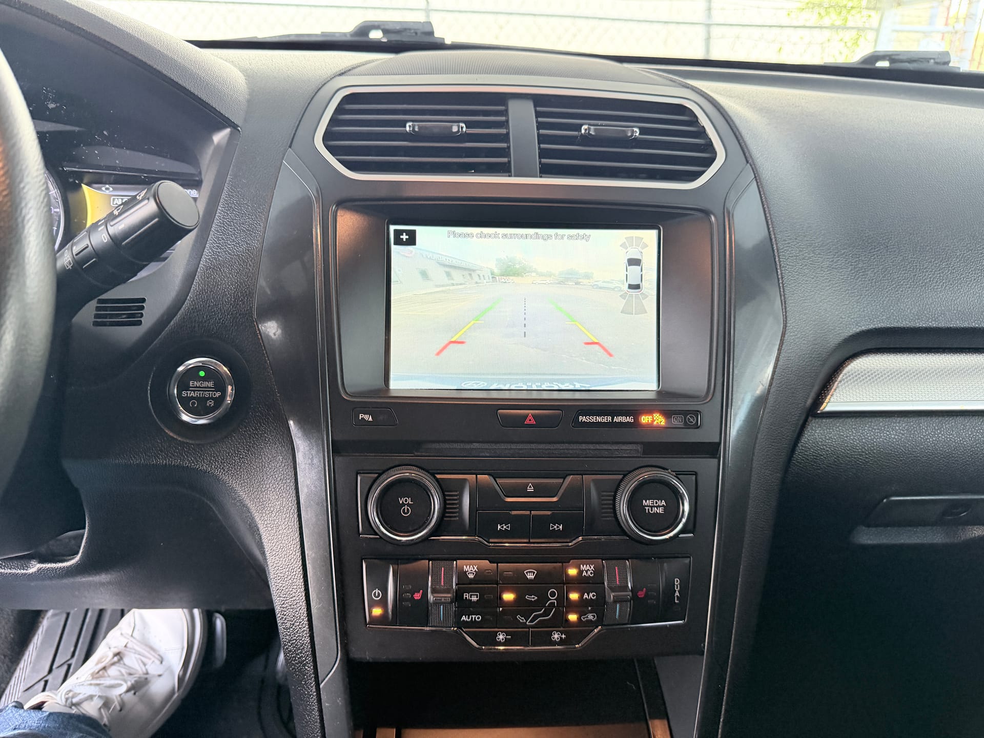 2018 FORD EXPLORER - Gallery Image