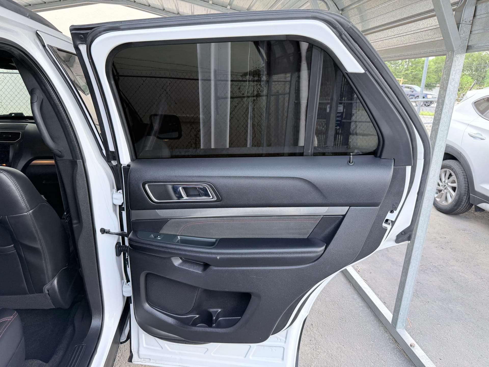 2018 FORD EXPLORER - Gallery Image