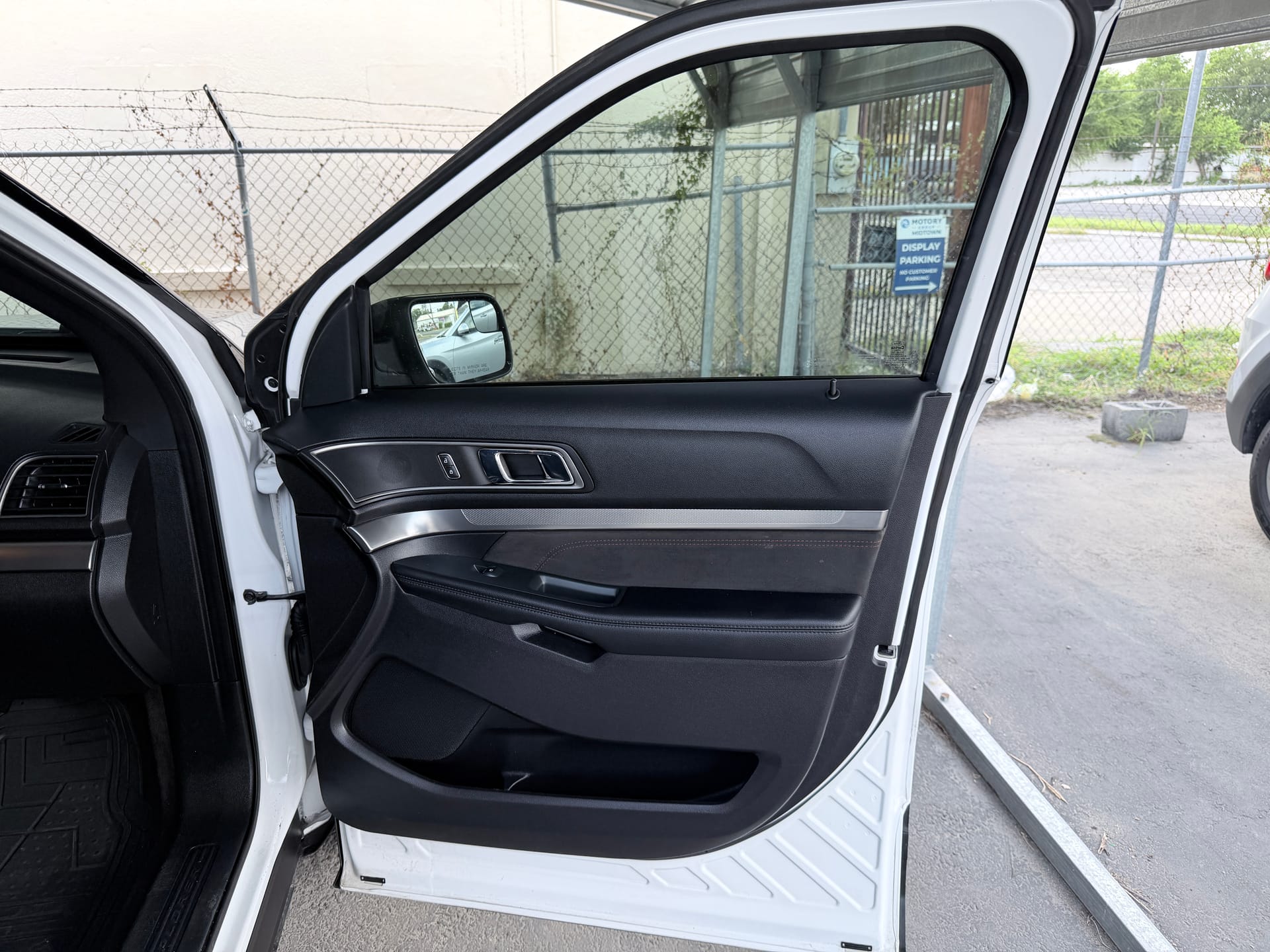 2018 FORD EXPLORER - Gallery Image