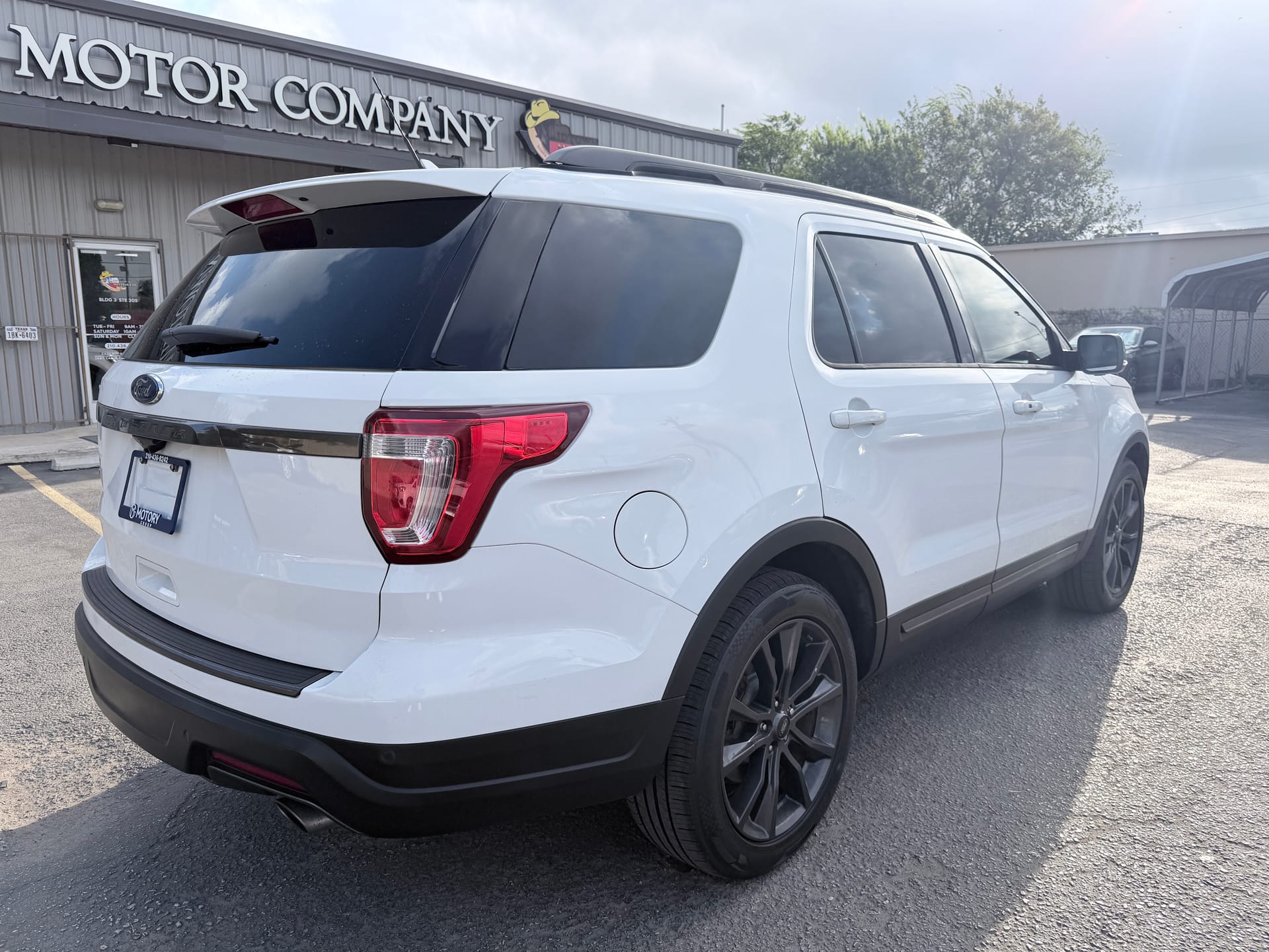 2018 FORD EXPLORER - Gallery Image
