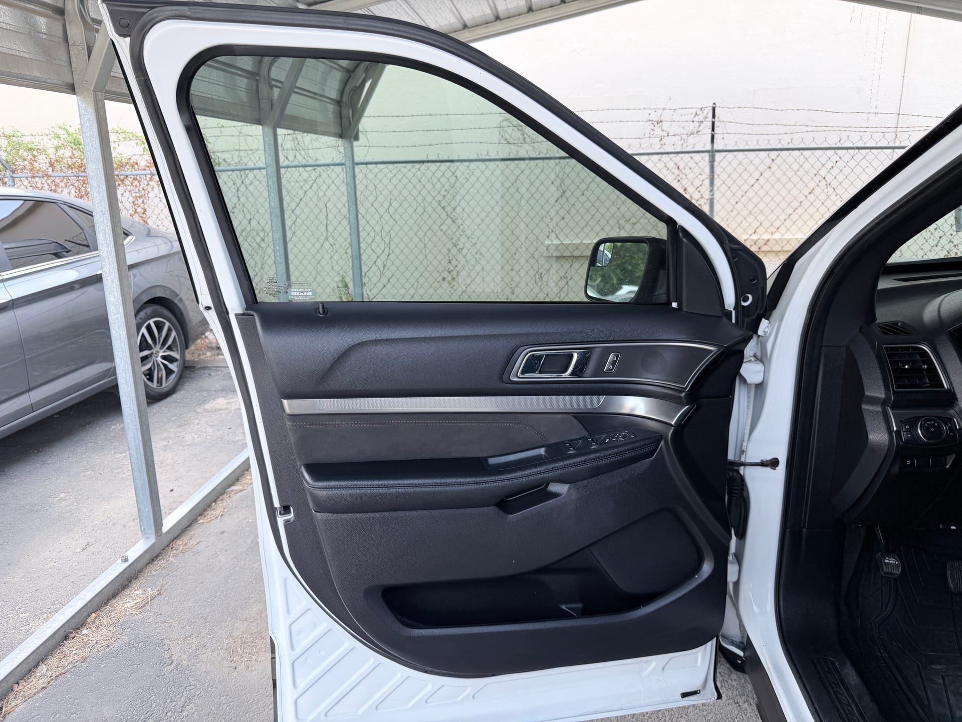 2018 FORD EXPLORER - Gallery Image