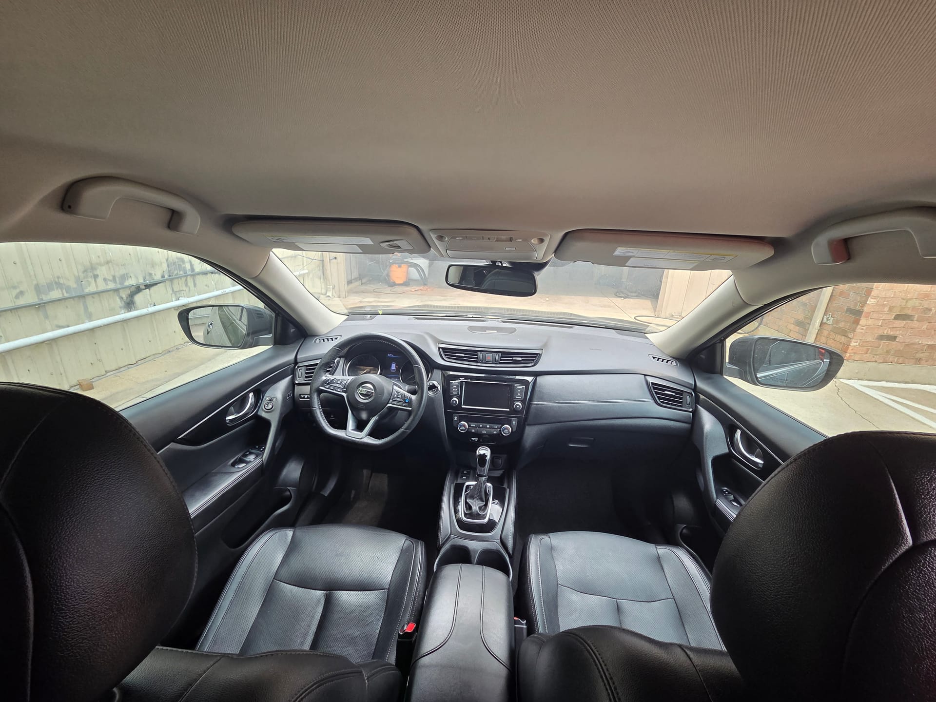 2019 NISSAN ROGUE - Gallery Image
