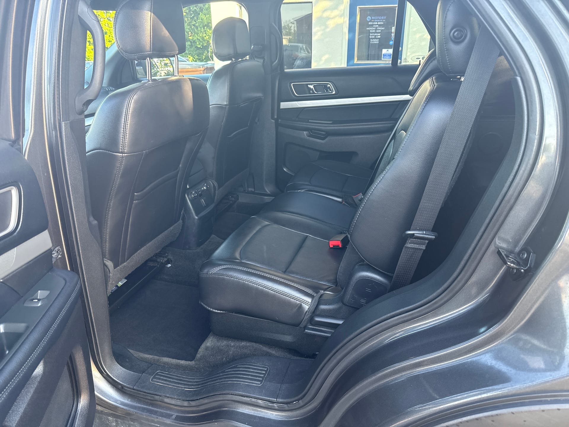 2017 FORD EXPLORER - Gallery Image