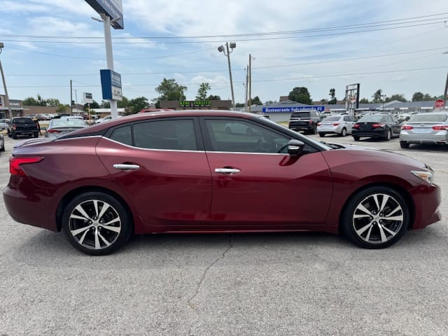 2017 NISSAN MAXIMA - Gallery Image