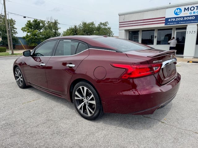 2017 NISSAN MAXIMA - Gallery Image