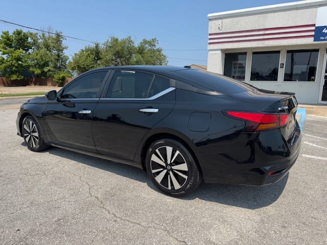 2022 NISSAN ALTIMA - Gallery Image