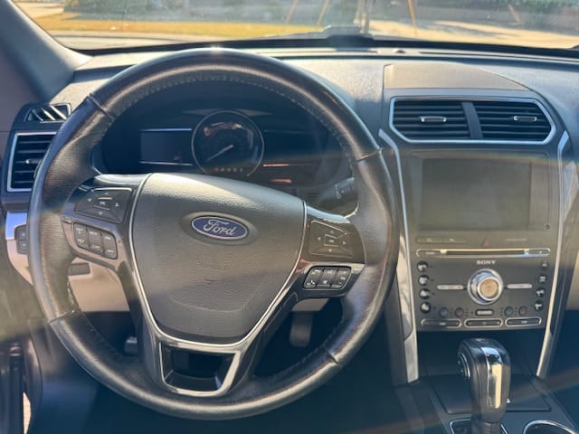 2018 FORD EXPLORER - Gallery Image