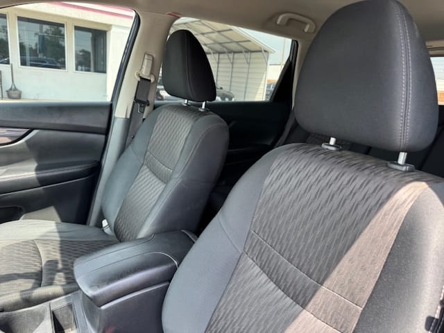 2018 NISSAN ROGUE - Gallery Image