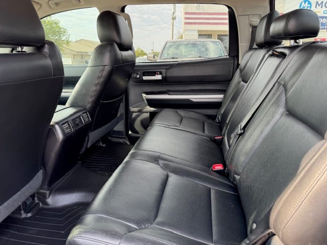 2015 TOYOTA TUNDRA - Gallery Image