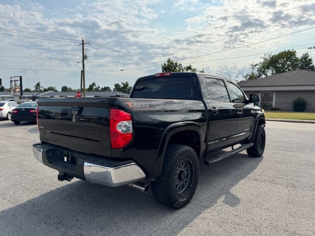 2015 TOYOTA TUNDRA - Gallery Image