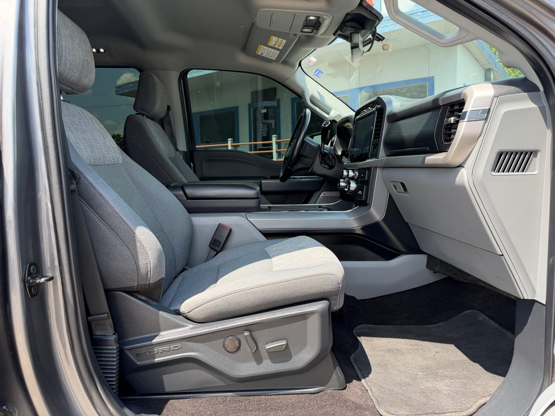 2022 FORD F-150 - Gallery Image