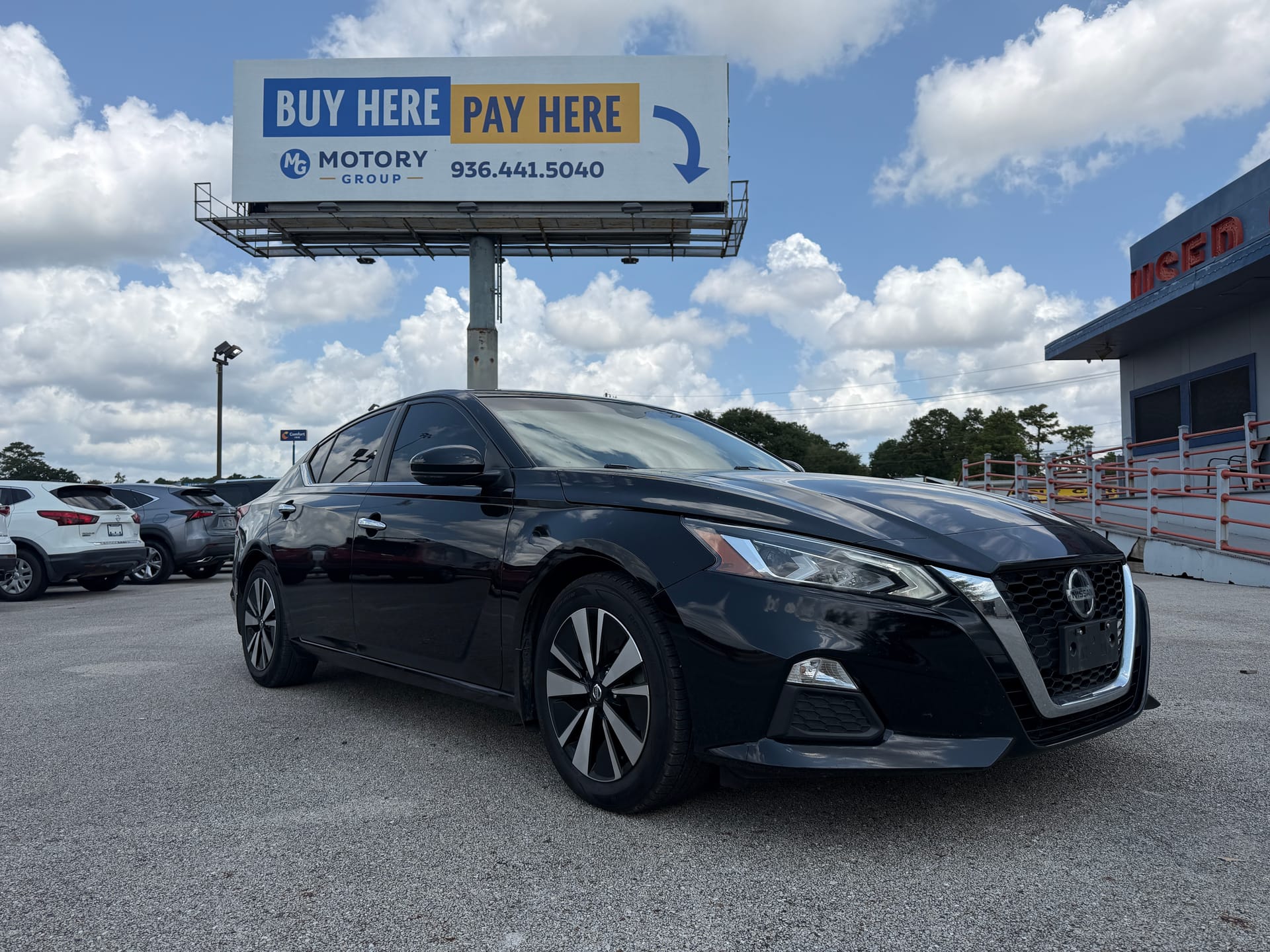 2022 NISSAN ALTIMA - Gallery Image