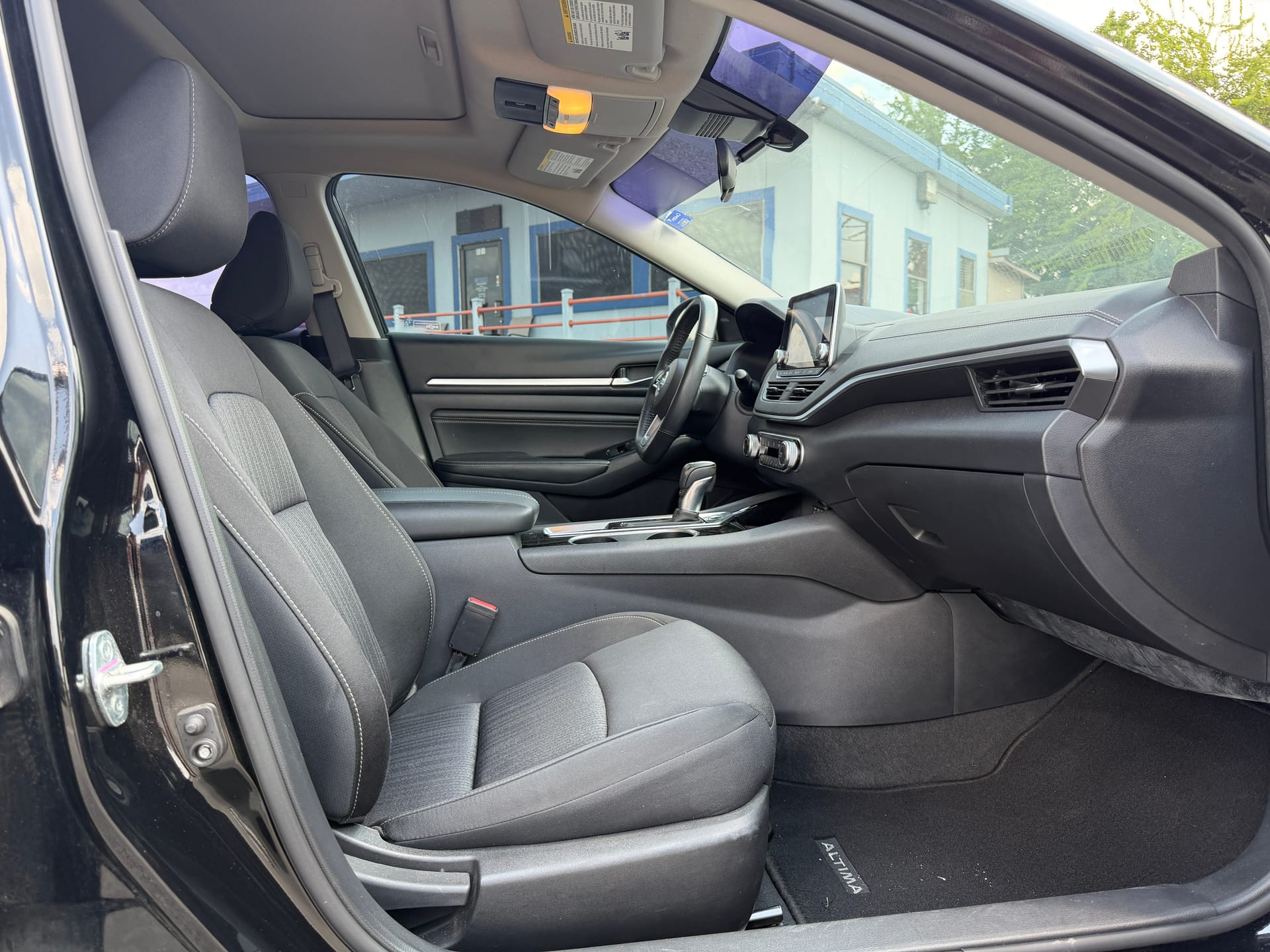 2022 NISSAN ALTIMA - Gallery Image