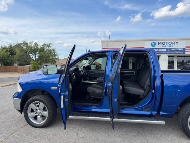 2016 RAM 1500 - Gallery Image