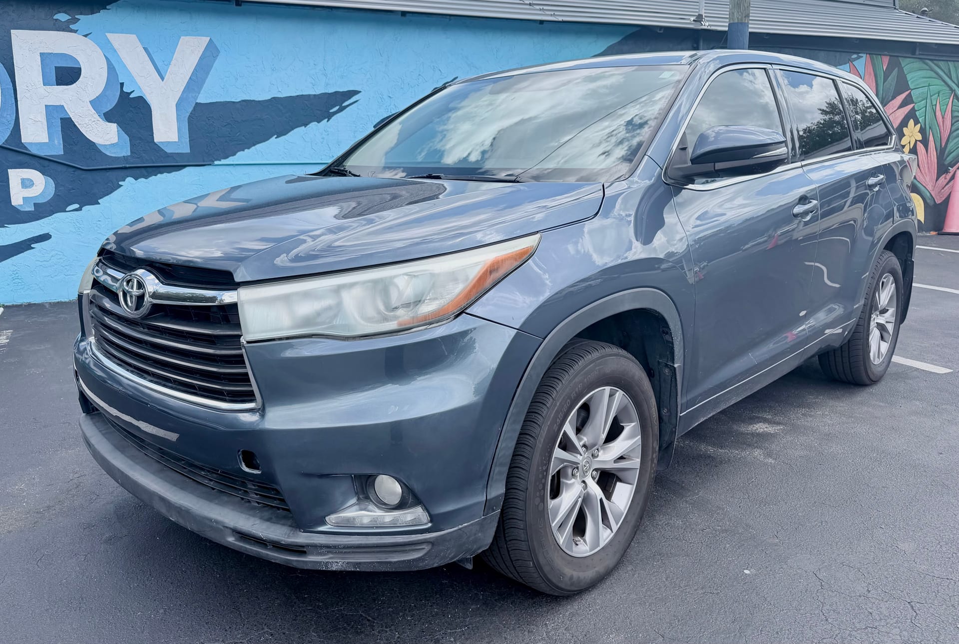 2015 TOYOTA HIGHLANDER - Gallery Image