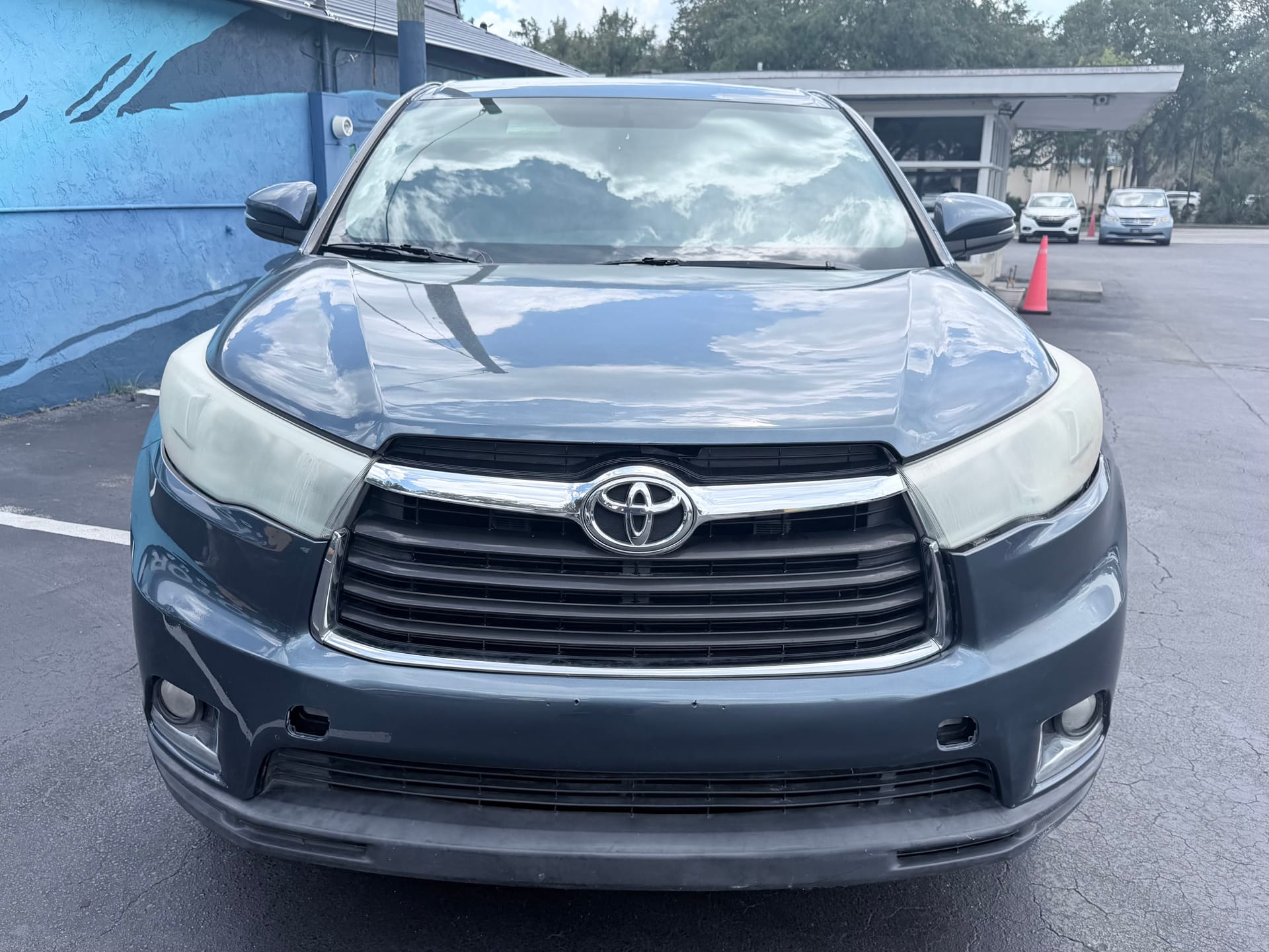 2015 TOYOTA HIGHLANDER - Gallery Image