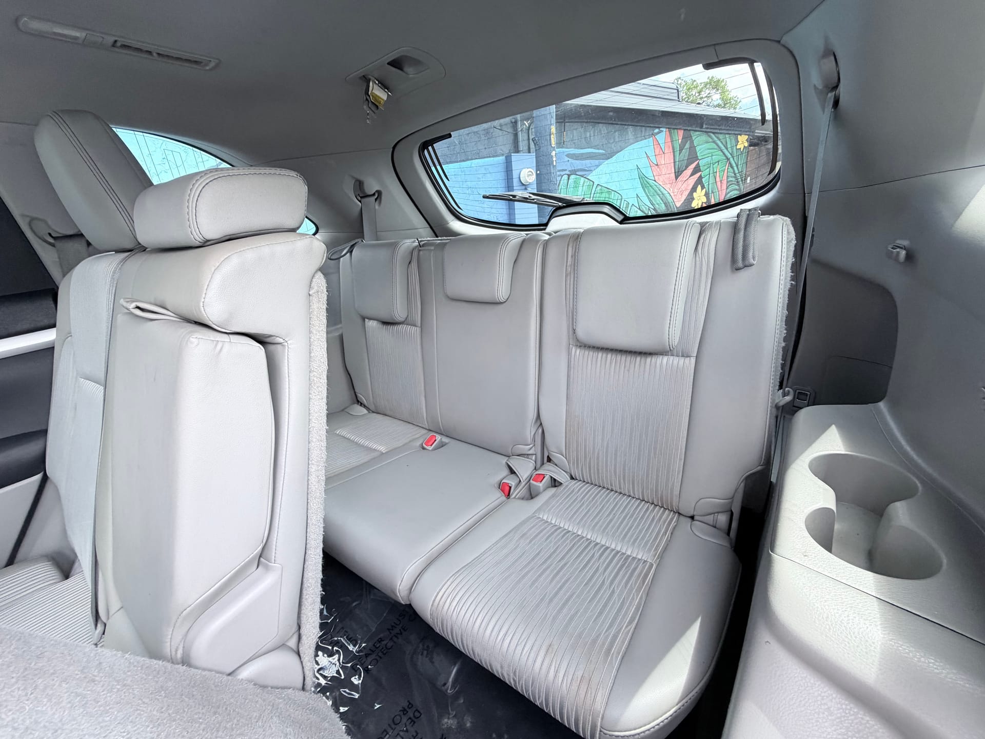 2015 TOYOTA HIGHLANDER - Gallery Image
