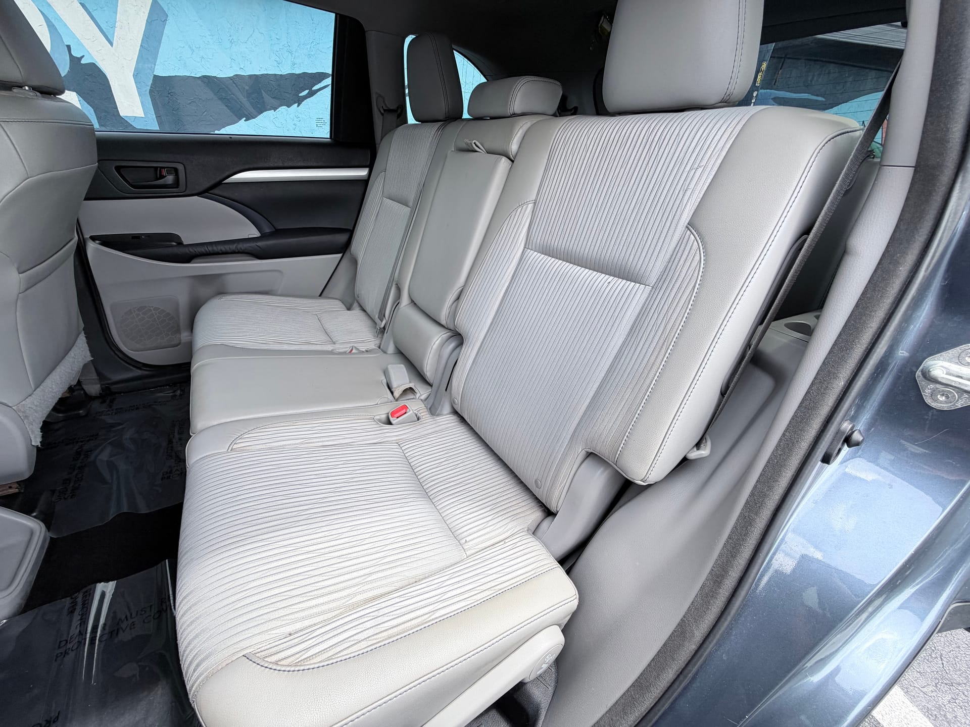 2015 TOYOTA HIGHLANDER - Gallery Image