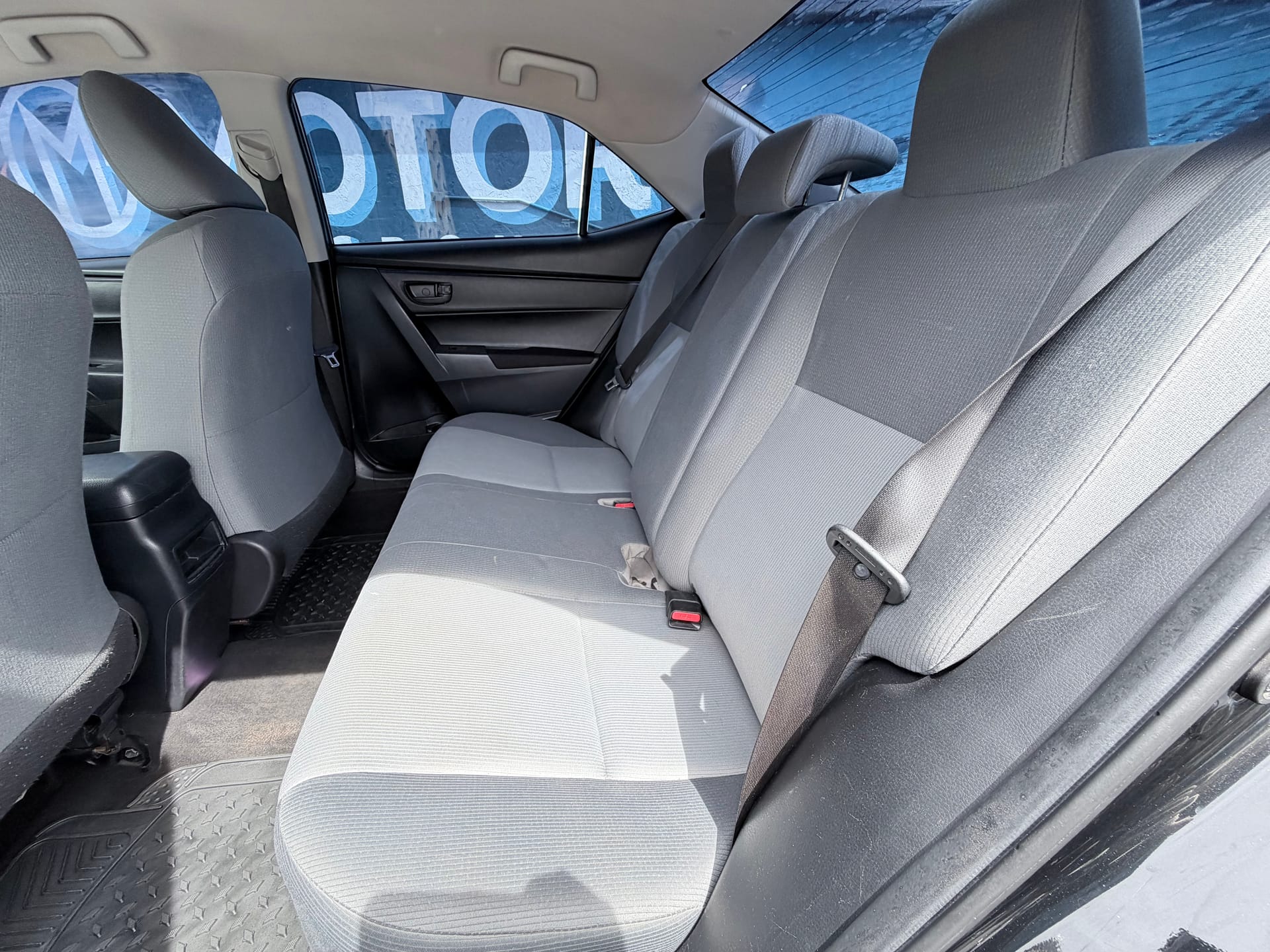2019 TOYOTA COROLLA - Gallery Image
