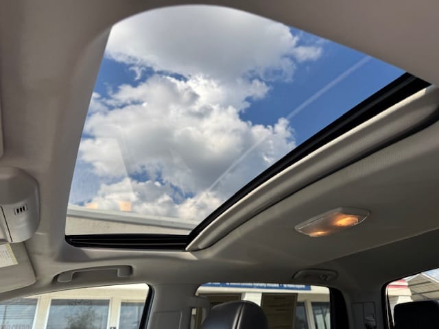 2016 TOYOTA TUNDRA - Gallery Image