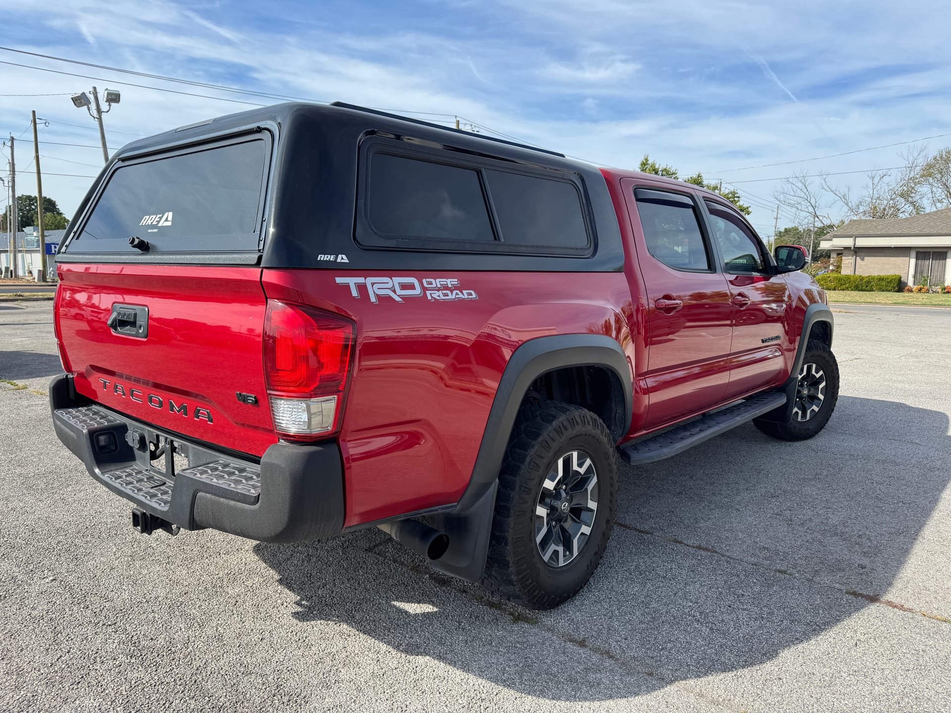 2017 TOYOTA TACOMA - Gallery Image