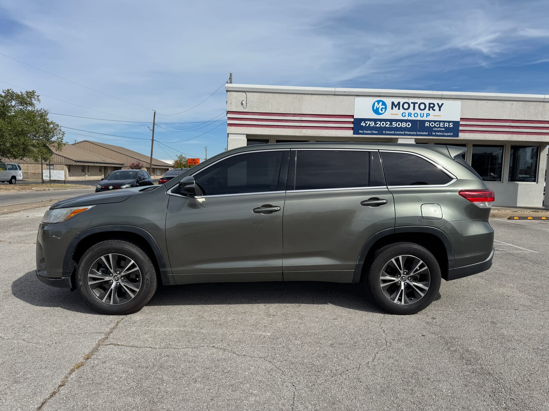 2018 TOYOTA HIGHLANDER - Gallery Image
