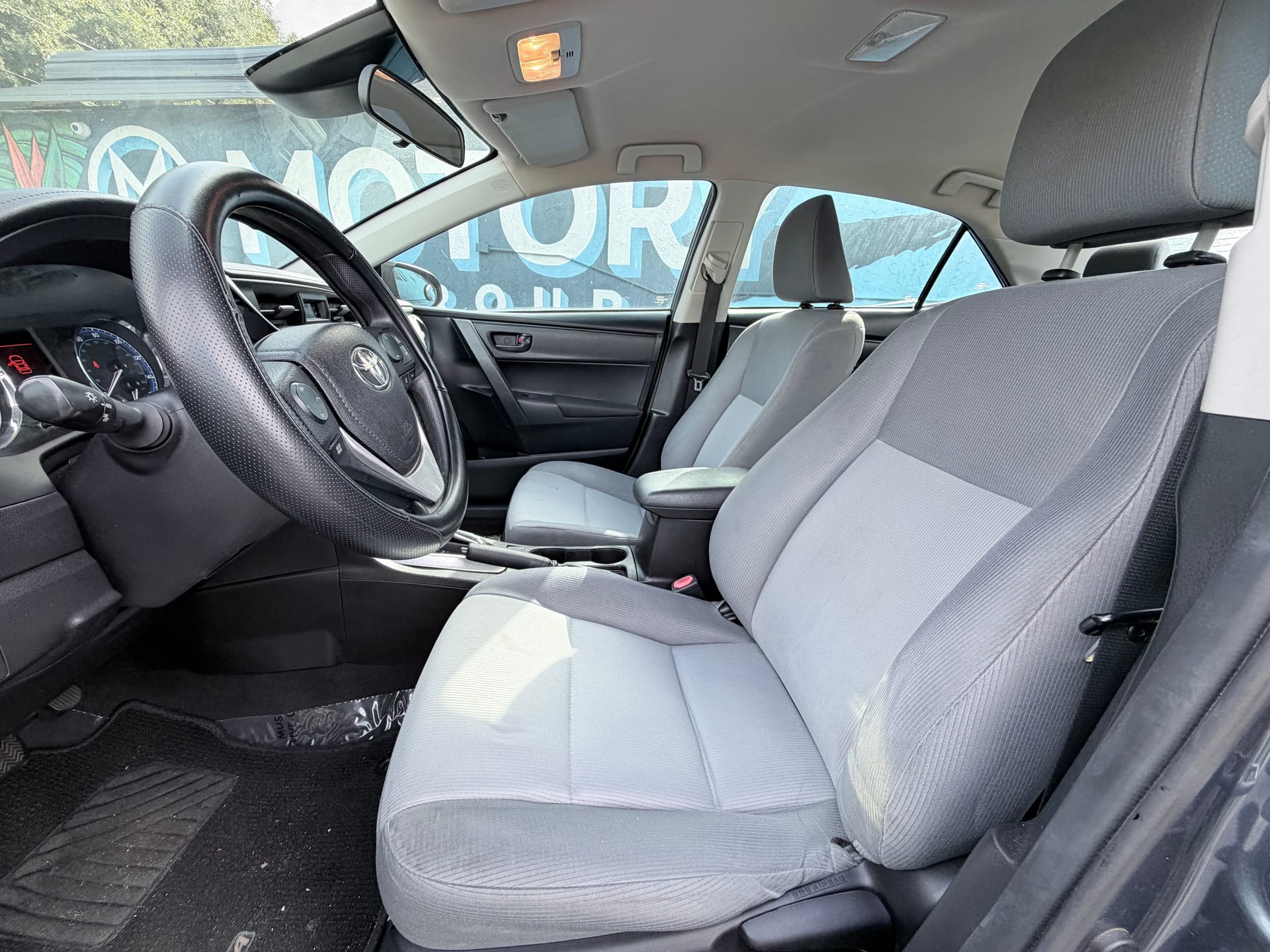 2017 TOYOTA COROLLA - Gallery Image