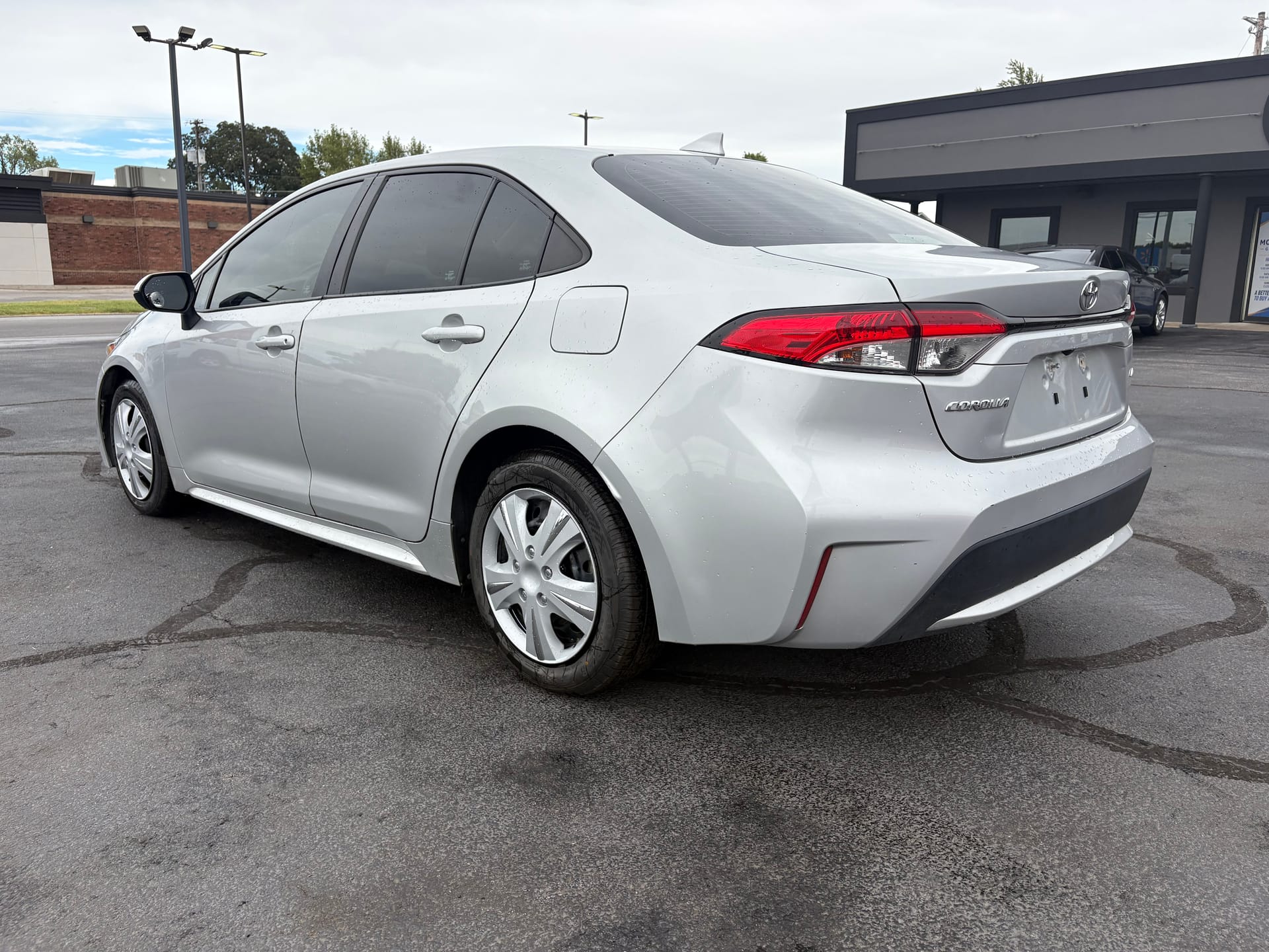2021 TOYOTA COROLLA - Gallery Image