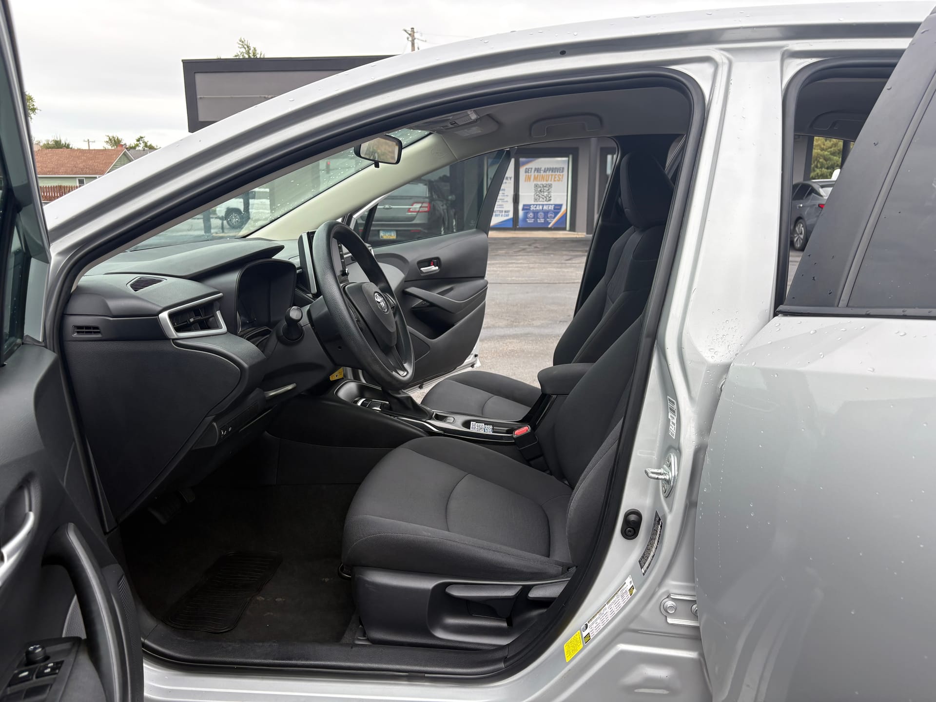 2021 TOYOTA COROLLA - Gallery Image
