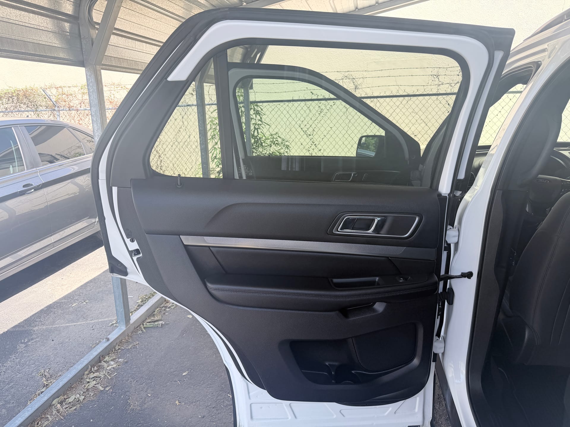 2018 FORD EXPLORER - Gallery Image