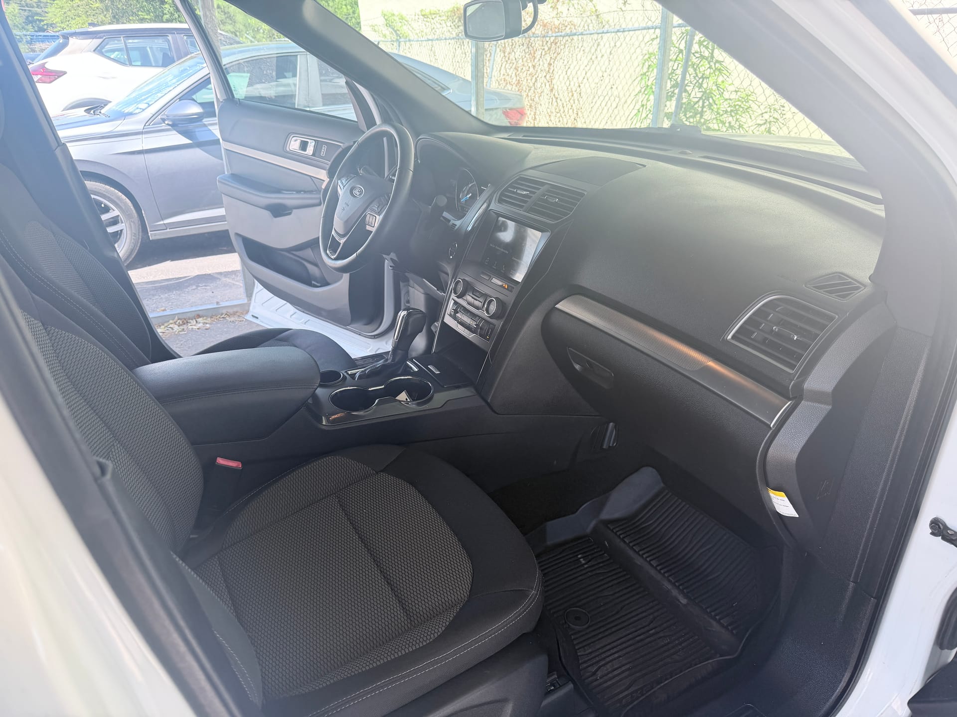 2018 FORD EXPLORER - Gallery Image