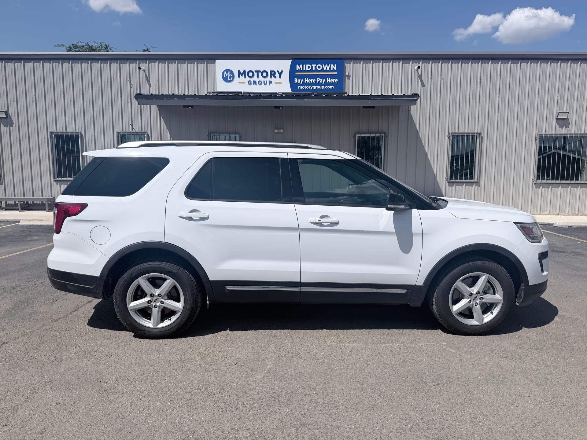 2018 FORD EXPLORER - Gallery Image