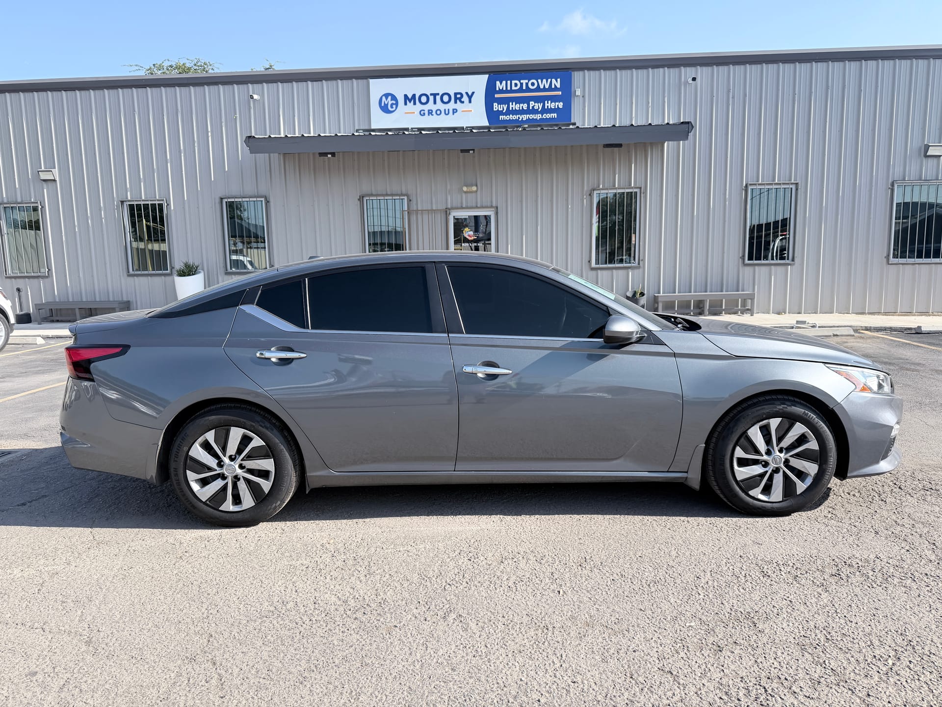 2020 NISSAN ALTIMA - Gallery Image