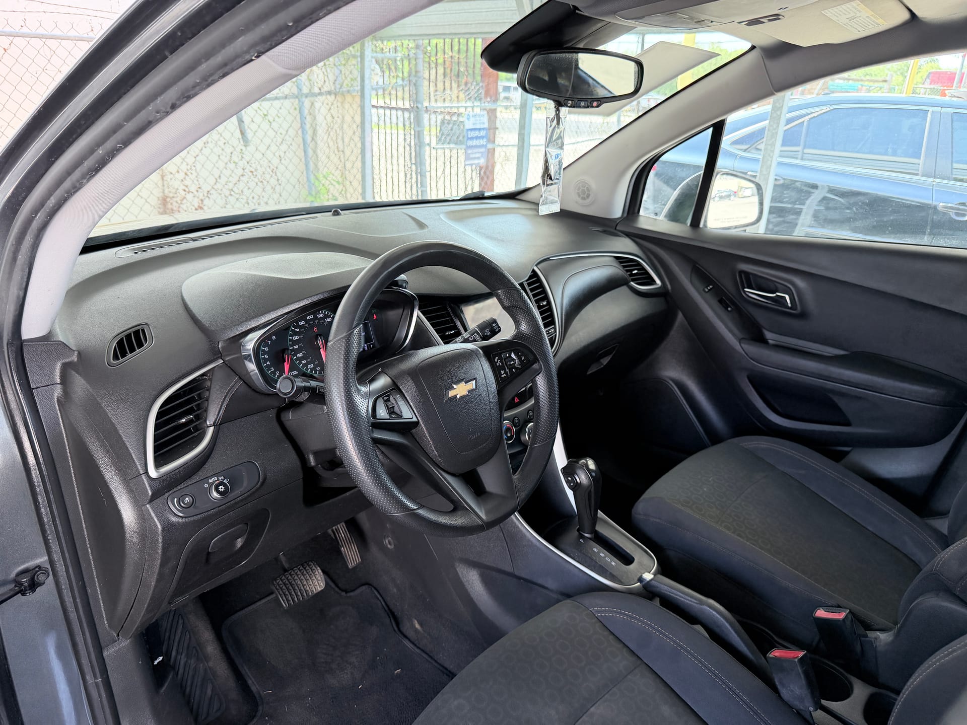 2020 CHEVROLET TRAX - Gallery Image